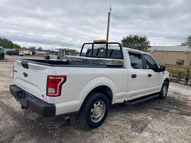 Image of Ford F-150 equipment image 2