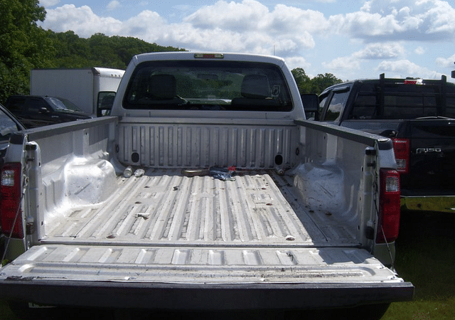 Image of Ford F-250 equipment image 2