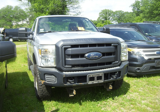 Image of Ford F-250 equipment image 4
