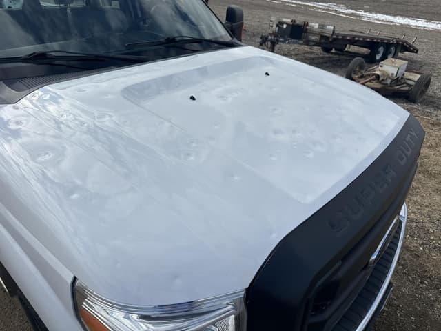 Image of Ford F-250 equipment image 3