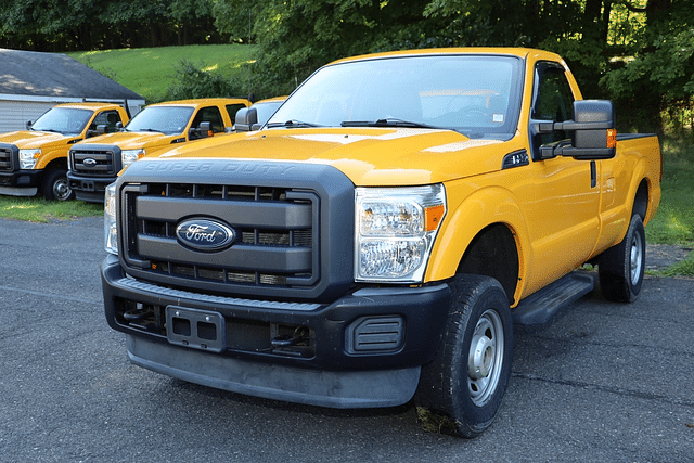 Image of Ford F-250 equipment image 1