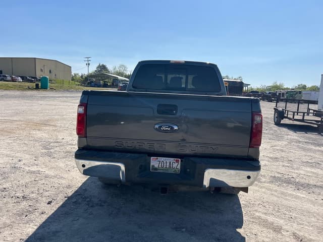 Image of Ford F-250 equipment image 2