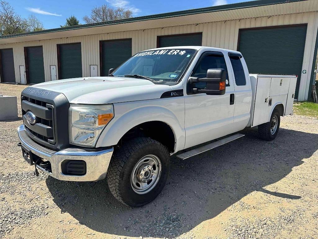 Image of Ford F-250 Primary image