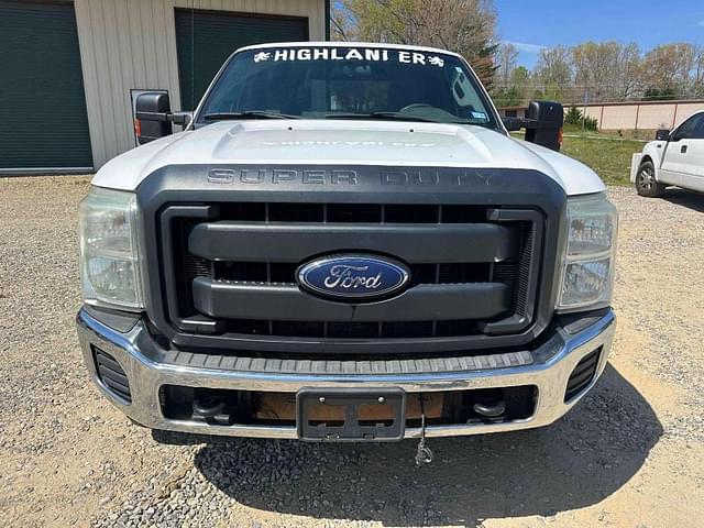 Image of Ford F-250 equipment image 4