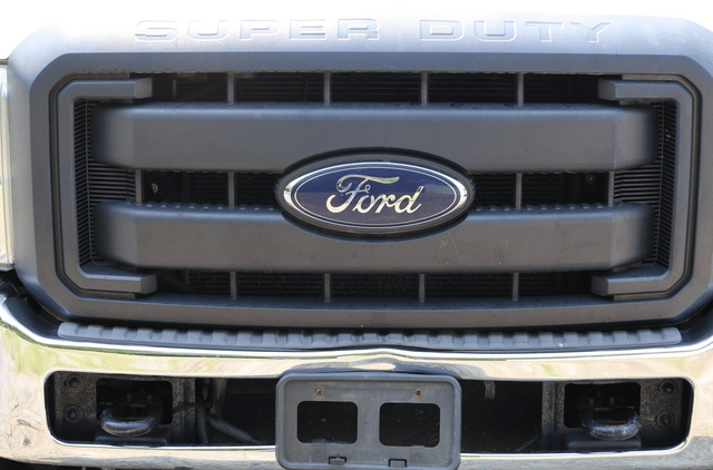 Image of Ford F-250 equipment image 2