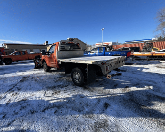 Image of Ford F-250 equipment image 2