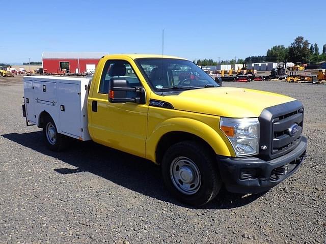 Image of Ford F-250 equipment image 1