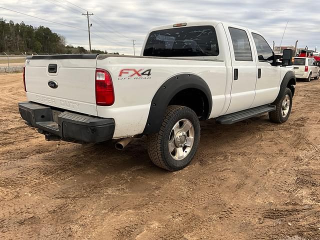 Image of Ford F-250 equipment image 4