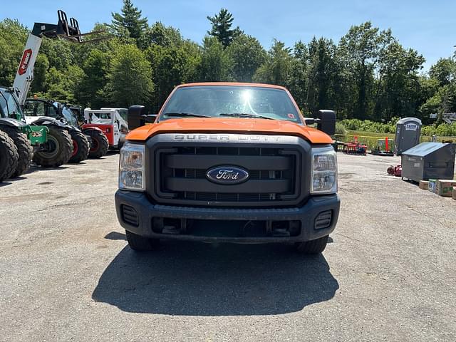 Image of Ford F-250 equipment image 1