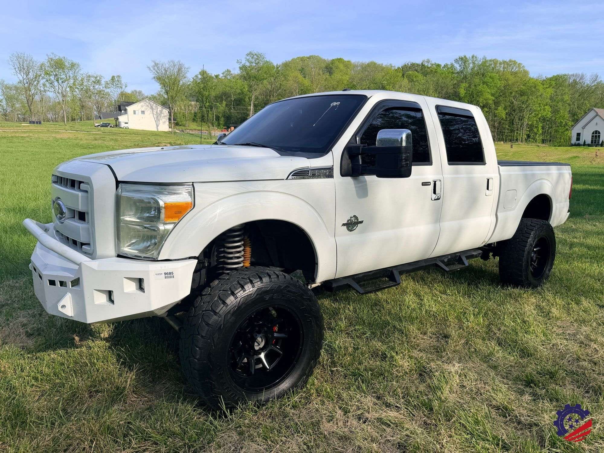 2015 Ford F-250 Equipment Image0