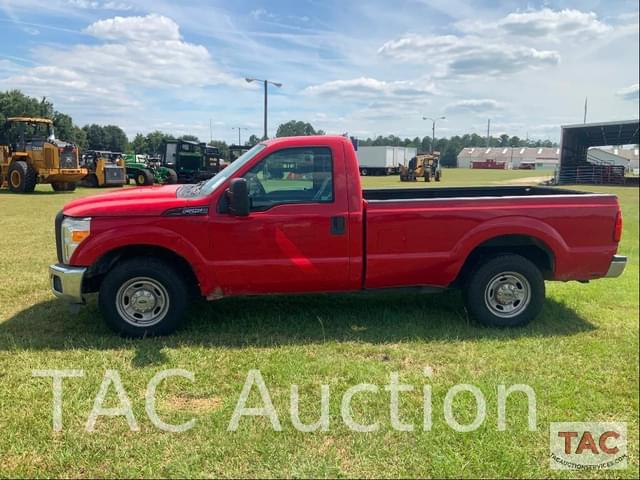 Image of Ford F-250 equipment image 1