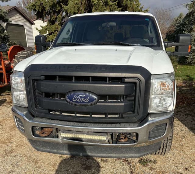 Image of Ford F-250 equipment image 4
