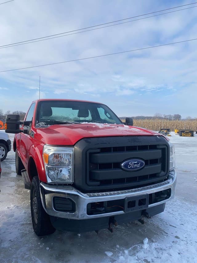 Image of Ford F-250 equipment image 3