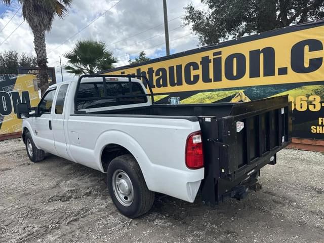 Image of Ford F-250 equipment image 1