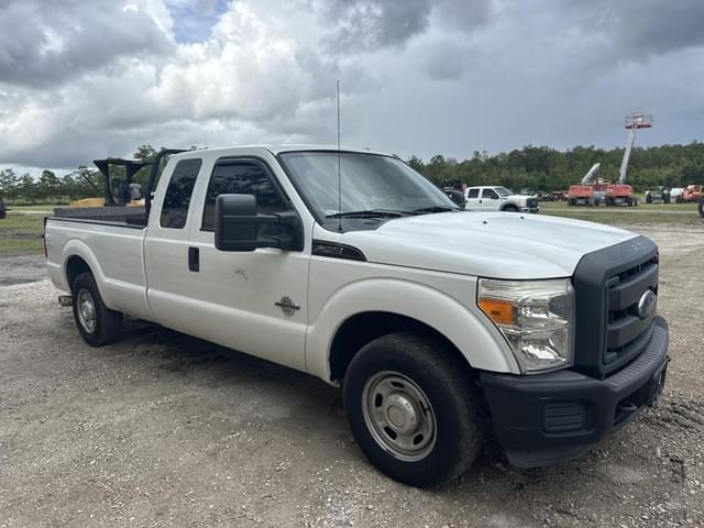 Image of Ford F-250 equipment image 3