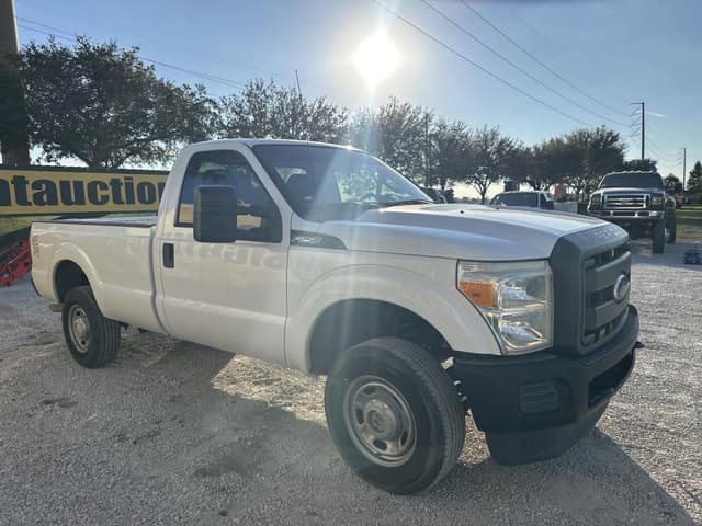 Image of Ford F-250 equipment image 3