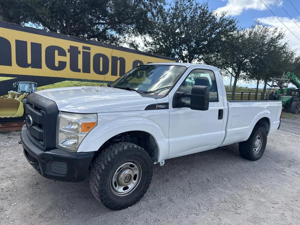 2015 Ford F-250 Equipment Image0