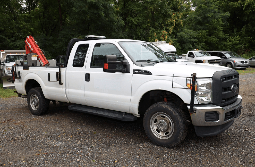 Image of Ford F-350 Primary image
