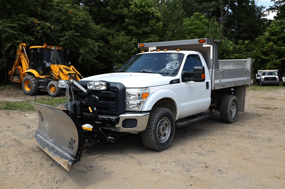 Image of Ford F-350 Primary image