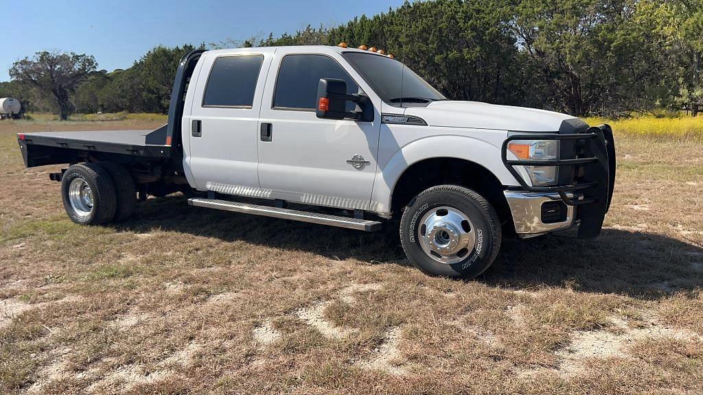 Image of Ford F-350 Primary image