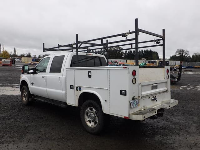 Image of Ford F-350 equipment image 4