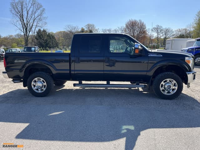 Image of Ford F-350 equipment image 3