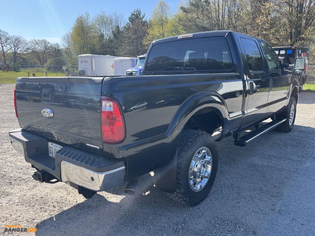 Image of Ford F-350 equipment image 4