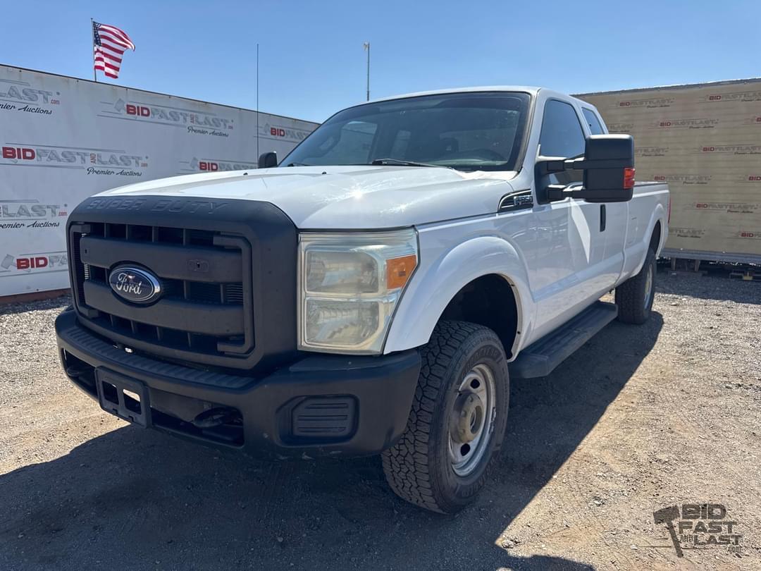 Image of Ford F-350 Primary image