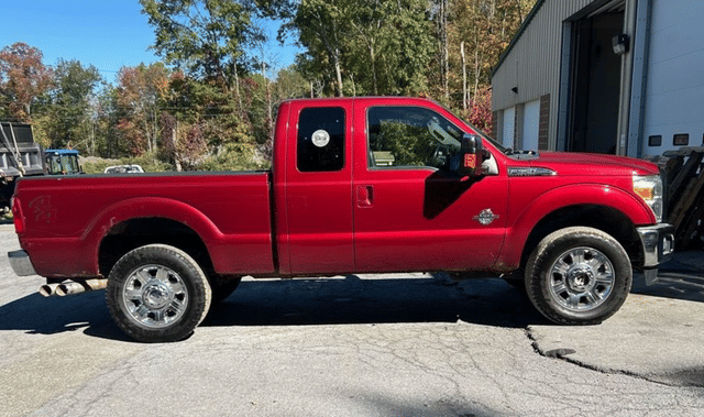Image of Ford F-350 equipment image 1