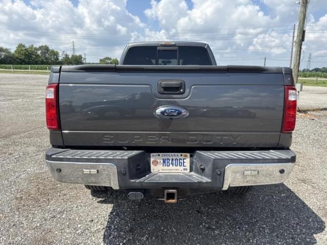 Image of Ford F-350 equipment image 2