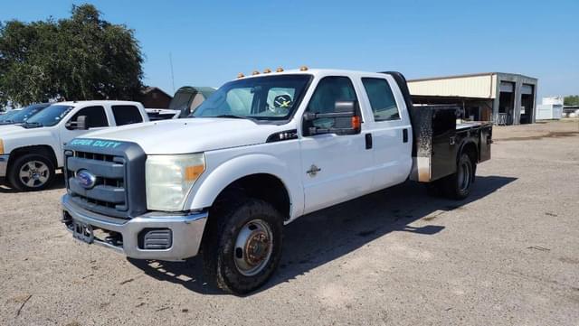 Image of Ford F-350 equipment image 1