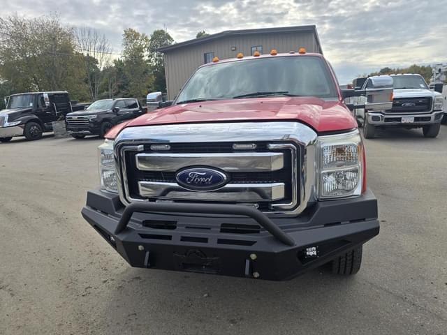 Image of Ford F-350 equipment image 1