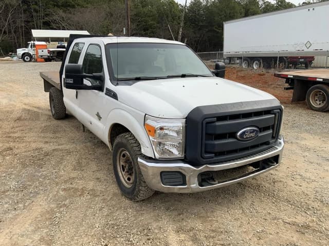 Image of Ford F-350 equipment image 1