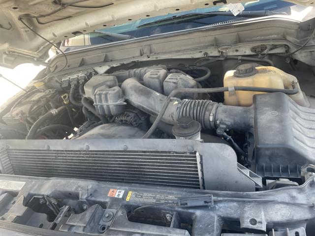 Image of Ford F-350 equipment image 4