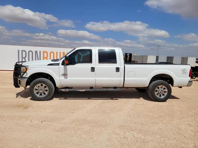 Image of Ford F-350 equipment image 1