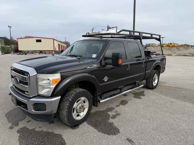Image of Ford F-350 equipment image 1