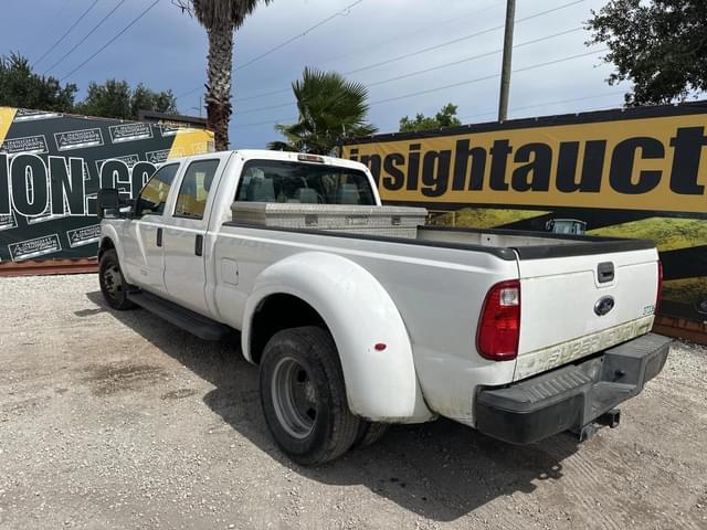 Image of Ford F-350 equipment image 1