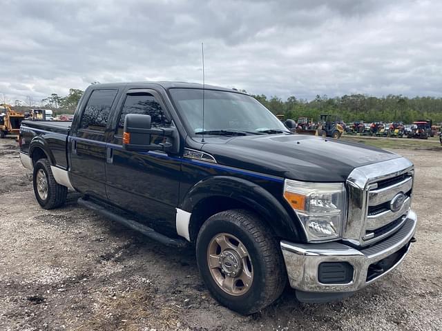 Image of Ford F-350 equipment image 3