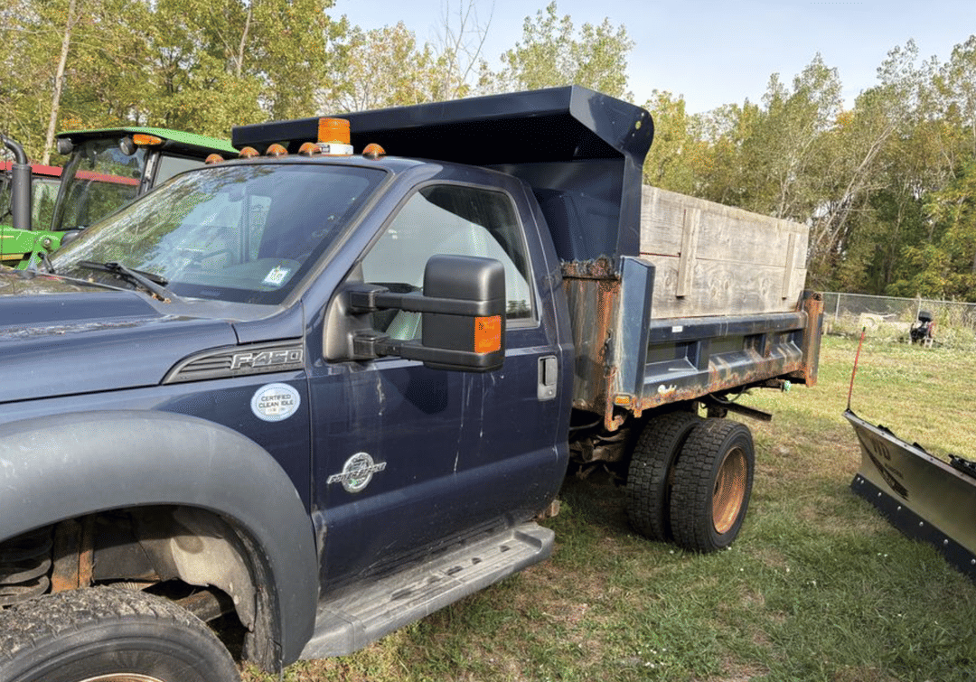 Image of Ford F-450 Image 0