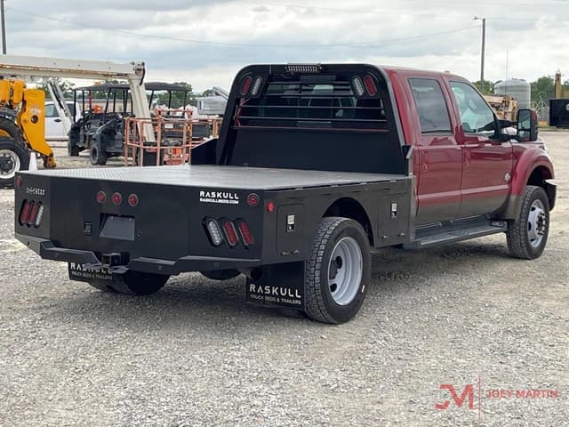 Image of Ford F-450 equipment image 3