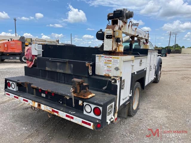 Image of Ford F-450 equipment image 1