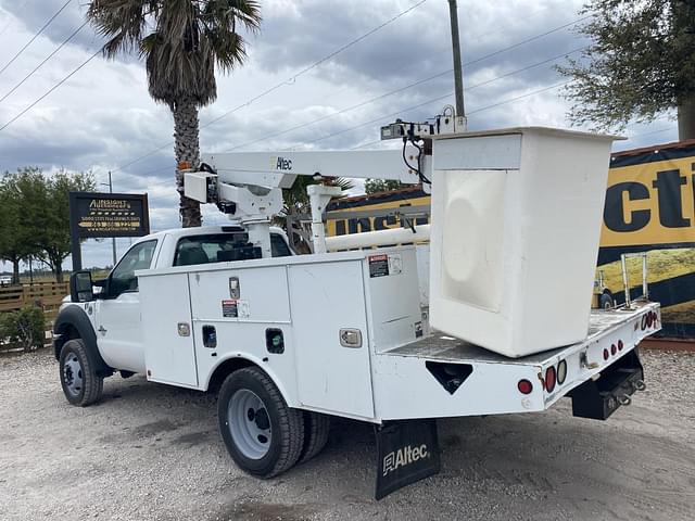 Image of Ford F-450 equipment image 1