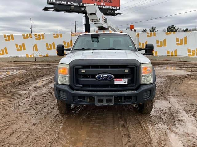 Image of Ford F-450 equipment image 1