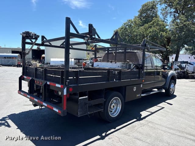 Image of Ford F-550 equipment image 4