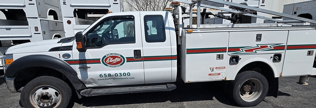 Image of Ford F-550 equipment image 1