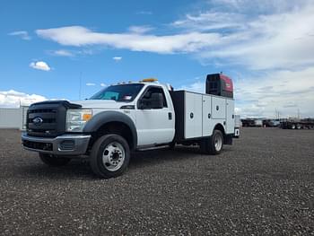 2015 Ford F-550 Equipment Image0