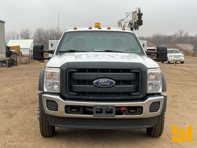 Image of Ford F-550 equipment image 1