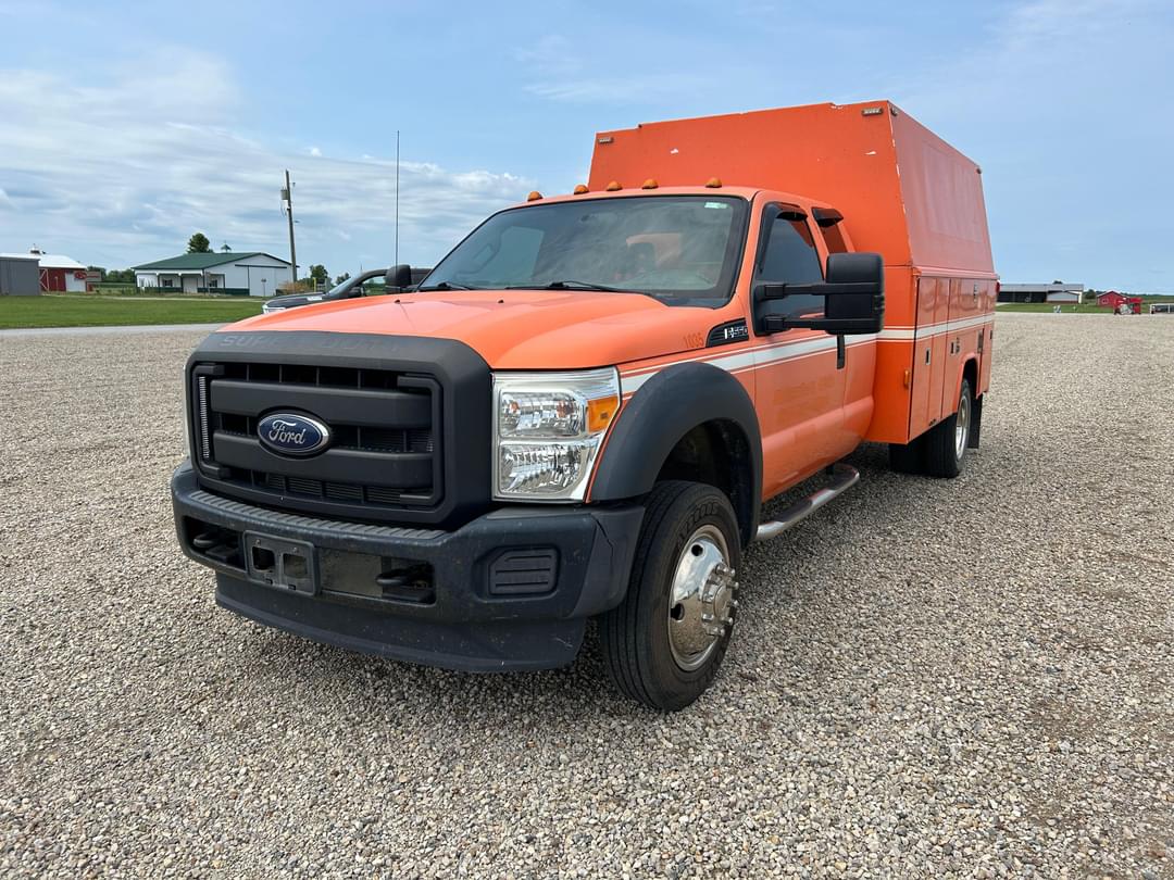 Image of Ford F-350 Primary image