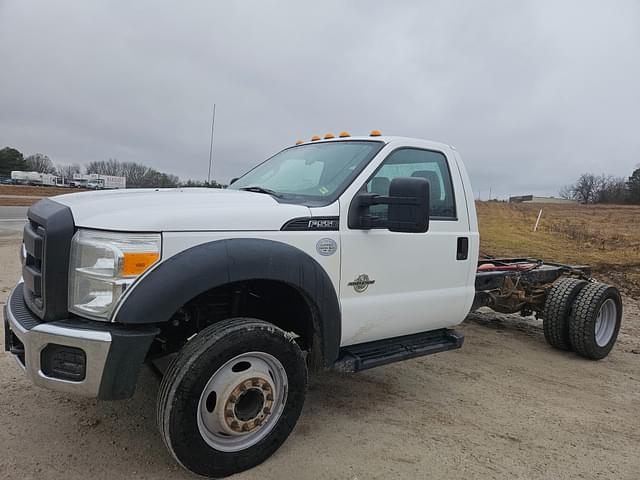 Image of Ford F-550 equipment image 1