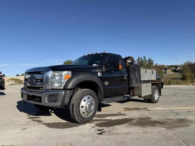Image of Ford F-550 equipment image 2